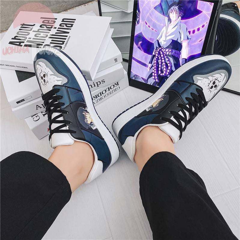 Sasuke Uchiha x Low-Top