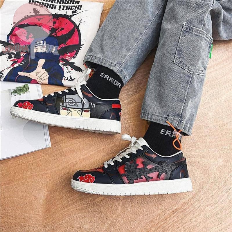 Itachi Uchiha Sneakers Low/Top - Uchiha Store